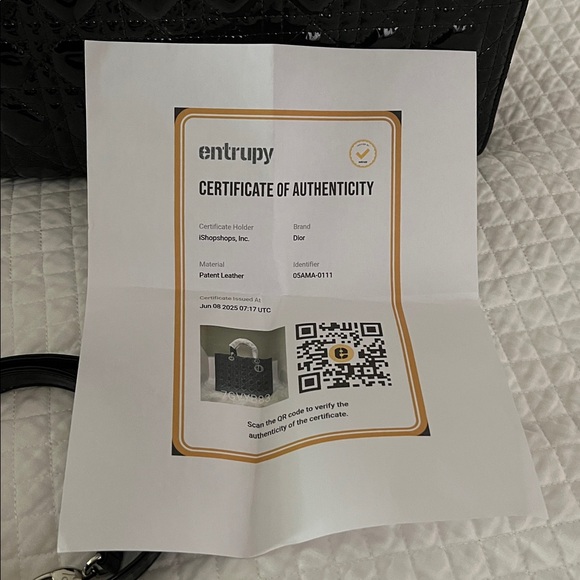 With COA: Excellent Christian Dior Lady Dior Black Large Tote - Picture 8 of 8